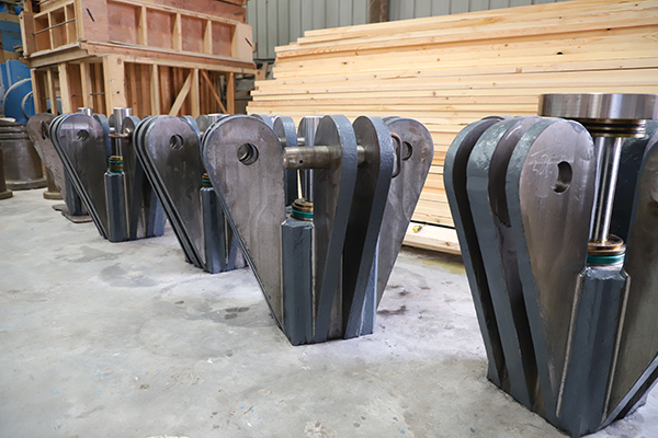 大型铸钢件厂家讲解大型铸钢件用消失模技术与木模制作的优缺点