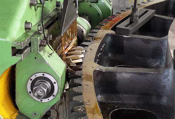 铸钢件加工厂家对大齿轮加工，选切削液选择应遵循哪些原则？