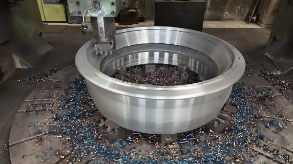 选购大型铸钢件，怎样平衡性能与成本？腾飞铸钢为您解答！