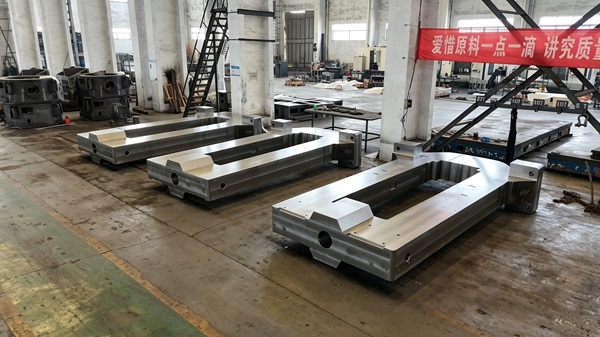 轧机牌坊这类大型铸钢件，河南大型铸钢厂腾飞铸钢是怎么保证内部质量的？
