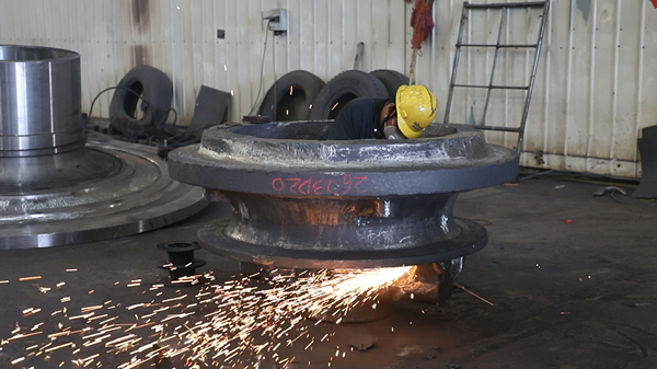 腾飞铸钢—机架